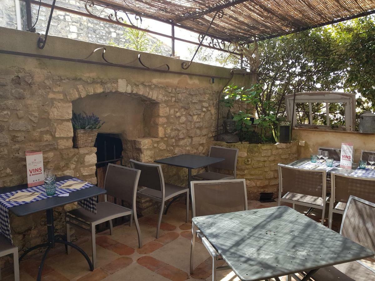 Le Crillon Hotel Murs  Exterior photo